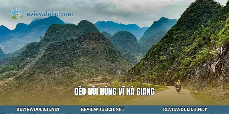 Đèo núi hùng vĩ hà giang