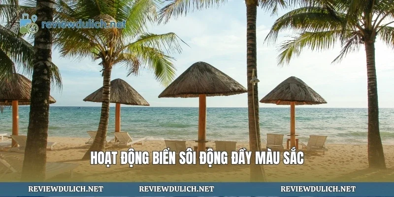 Hoạt động biển sôi động đầy màu sắc